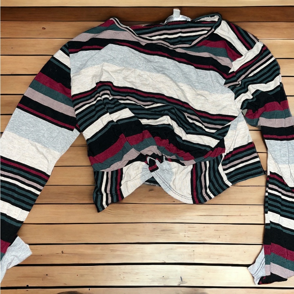 Gaze Striped Crop Top Medium